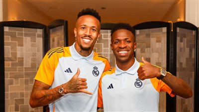 بعد صدمة الصليبي.. فينيسيوس يدعم زميله ميليتاو برسالة مؤثرة