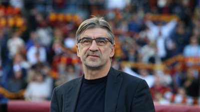 رسميًا.. روما الإيطالي يعلن إقالة مدربه إيفان يوريتش