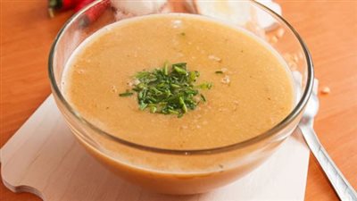 طريقة عمل شوربة العدس الصحية.. مفيدة ومنخفضة السعرات الحرارية