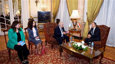 وزير الخارجية يستقبل المبعوث الشخصي لسكرتير عام الأمم المتحدة للسودان