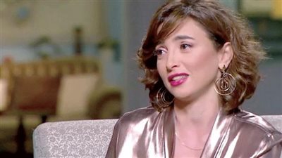 من هي ساندرا نشأت ويكيبيديا؟ (حياتها وأعمالها)