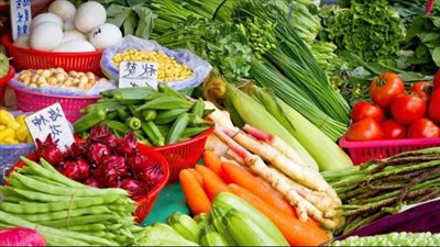 أسعار الخضراوات والفاكهة اليوم الإثنين 18_11_2024