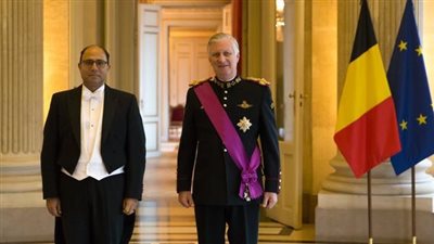 السفير المصرى لدى بلجيكا يقدم أوراق اعتماده لملك بلجيكا