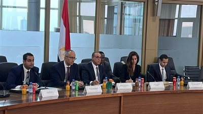 وزير الخارجية المصري يعقد مشاورات سياسية موسعة مع نظيرته الكونجولية 