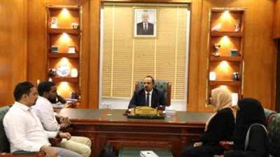 محافظ حضرموت يبحث مع نداء جنيف جوانب تعزيز الوعي بالقانون الدولي 