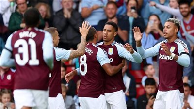 تعادل مثير بين أستون فيلا وكريستال بالاس في الدوري الإنجليزي