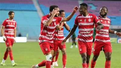 مازيمبي يتهم الإفريقي بتزوير وثائق رسمية لقيد لاعبه محليا.. والنادي التونسي يرد