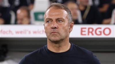 هانز فليك: ستاد بريست فريق قوي.. ولكن يجب أن نستحوذ ونتحكم في المباراة