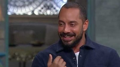 عمرو وهبة يتحدث عن محطات في حياته الشخصية والمهنية