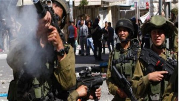اندلاع مواجهات بين الفلسطينيين وقوات الاحتلال غرب رام الله اندلاع مواجهات بين الفلسطينيين وقوات الاحتلال غرب رام الله