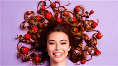 6 فواكه مفيدة للبشرة والشعر أبرزها الموز والفراولة.. لا تتنازلي عن الفاكهة