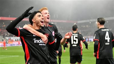 بهدفين وأرقام جديدة.. عمر مرموش يقود فرانكفورت لاكتساح هايدنهايم بالدوري الألماني