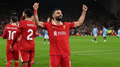 محمد صلاح يتصدر التشكيل المثالي للدوري الإنجليزي للموسم الحالي
