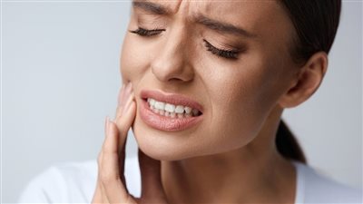 أسباب ألم ضرس العقل.. متى يجب خلعه؟