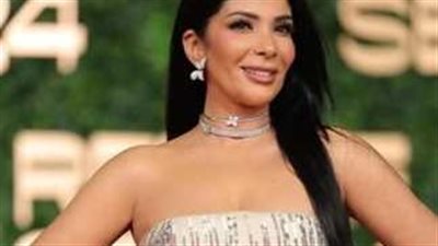 منهن منى زكي.. إطلالات ساحرة للنجمات بمهرجان البحر الأحمر السينمائي 