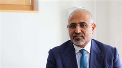 نجاحات عديدة للزبيدي.. كيف وصلت قضية الجنوب العادلة إلى هذه المرحلة من الاعتراف الاقليمي والدولي؟