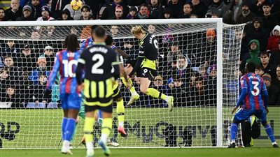 مانشستر سيتي يواصل نزيف النقاط في الدوري الإنجليزي بسقوط جديد أمام كريستال بالاس