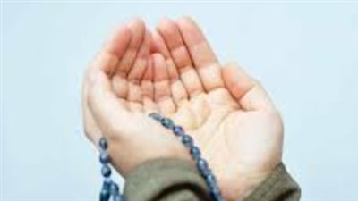 دعاء استقبال العام الجديد 2025.. اللهم ارزقنا في هذا العام رزقًا واسعًا حلالًا طيبًا مباركًا