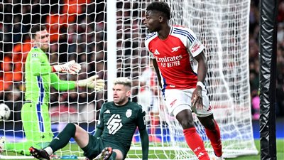 أرسنال يحقق فوزا عريضا على موناكو ويرتقي لثالث ترتيب دوري أبطال أوروبا