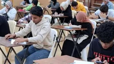 موعد امتحانات نصف العام 2024-2025