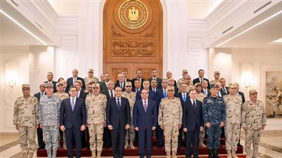 خلال اجتماع السيسي مع قادة القوات المسلحة والشرطة: قادرون على حماية أمننا القومي