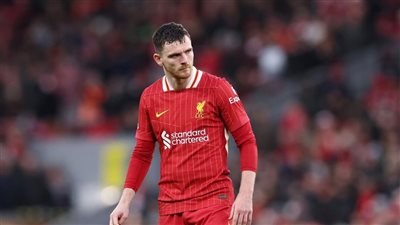 إيقاف روبرتسون مباراتين مع ليفربول بسبب الطرد