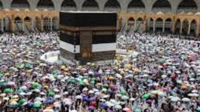 محافظ قنا يهنئ حجاج الجمعيات الأهلية لموسم 2025