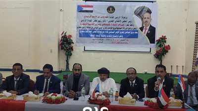 فريق التواصل السياسي يلتقي قيادات المجلس العام لأبناء المهرة وسقطرى ووجهاء ومشايخ سقطرى (صور)