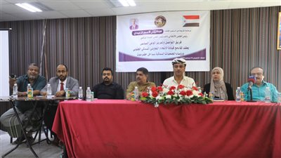 فريق التواصل والوعي السياسي يعقد لقاءًا مع قيادة الاتحاد التعاوني السمكي الجنوبي في ساحل حضرموت (صور)