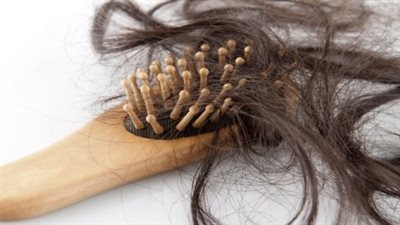 علاج تساقط الشعر دون أدوية بـ 5 طرق مضمونة ومجربة