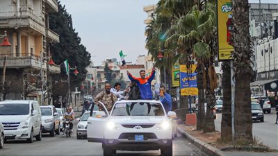 الصليب الأحمر يطلق نداء طوارئ لمساعدة ملايين السوريين العائدين