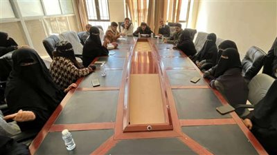 كواليس لقاء فريق التواصل وتعزيز الوعي السياسي القطاع النسوي في مديرية حات بمحافظة المهرة