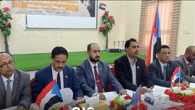 فريق التواصل وتعزيز الوعي السياسي يعقد لقاءً مع أعضاء الجمعية الوطنية والمجلس الاستشاري بسقطرى (صور)