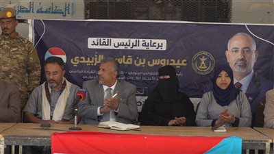 فريق التواصل وتعزيز الوعي السياسي يعقد لقاءً موسعًا في مديريات مودية والوضيع وجيشان بأبين (صور)