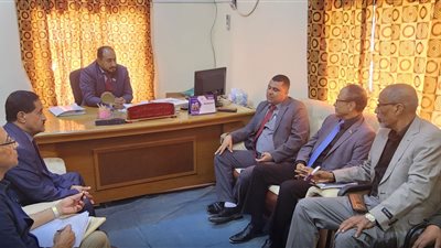 فريق التواصل وتعزيز الوعي السياسي بالانتقالي الجنوبي باليمن يلتقي وكيل محافظة أرخبيل سقطرى (صور)