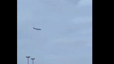 سبب سقوط طائرة أذربيجان.. تقارير توضح (لحظة التحطم بالفيديو)