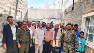 فريق التواصل بالانتقالي يطلع على سير العمل في صيانة وإعادة تأهيل مستشفى الشهيد عبدربه جبران بمديرية رصد