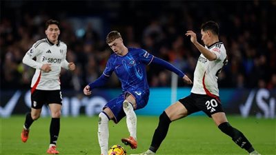 فولهام يخطف فوزا قاتلا من تشيلسي بالدوري الإنجليزي.. ويمنح ليفربول هدية ثمينة