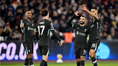 إعصار الريدز يجتاح لندن.. ليفربول يكتسح وست هام ويبتعد بصدارة الدوري الإنجليزي