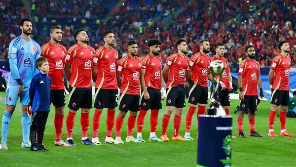 شوبير أساسيا وكهربا يقود الهجوم.. تشكيل الأهلي لمواجهة الجونة بالدوري المصري شوبير أساسيا وكهربا يقود الهجوم.. تشكيل الأهلي لمواجهة الجونة بالدوري المصري