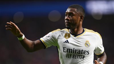 بعد غياب عام كامل.. ألابا يعود لتدريبات ريال مدريد الجماعية