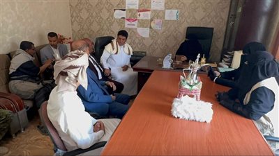 شبوة.. فريق التواصل وتعزيز الوعي السياسي بالانتقالي يزور جمعية تنمية المرأة في عتق ويلتقي بطاقمها الإداري (صور)