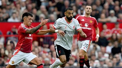 الطقس يهدد إقامة مباراة ليفربول ومانشستر يونايتد بالدوري الإنجليزي.. واجتماع حاسم لبحث الأمر