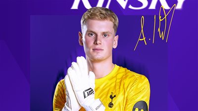 رسميا.. توتنهام يعلن تعاقده مع حارس تشيكي