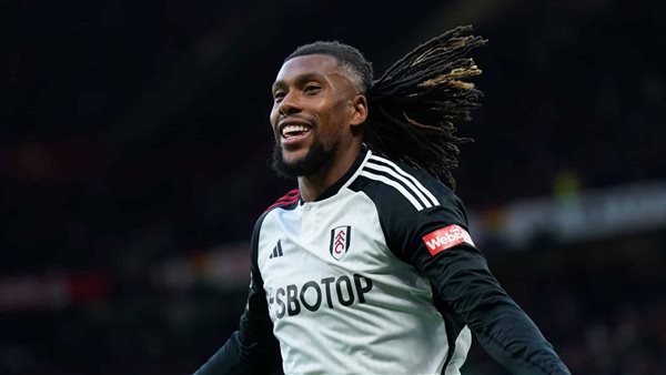 أليكس أيوبي يقتحم قائمة إفريقية تاريخية في الدوري الإنجليزي أليكس أيوبي يقتحم قائمة إفريقية تاريخية في الدوري الإنجليزي