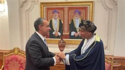 وزير الخارجية المصري يبحث مع نائب رئيس الوزراء بسلطنة عُمان أمن الملاحة فى البحر الأحمر