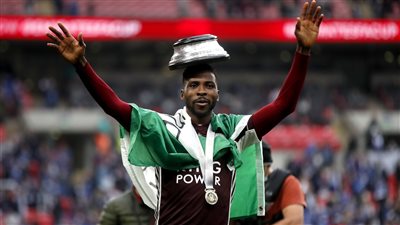 مهاجم إشبيلية الإسباني على رادار الأهلي المصري