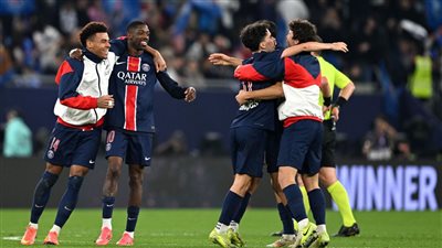 بهدف قاتل.. باريس سان جيرمان يتوج بـ كأس السوبر الفرنسي في قطر
