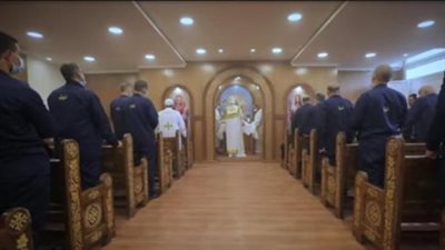 محافظو الجمهورية يشاركون الأقباط احتفالاتهم بعيد الميلاد المجيد 2025 داخل الكنائس