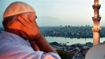 موعد آذان العشاء اليوم الخميس 9 يناير 2025 في مدن ومحافظات مصر